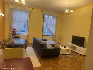 Propietar- Apartament 3 camere langa CNB
