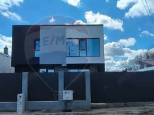 Casă de vânzare | 155 mp | 321 mp teren Zonă Port - Galați