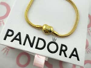 Brățară Pandora cu cristale - Aurie, nouă in cutie — miniatura 3