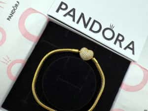 Brățară Pandora cu cristale - Aurie, nouă in cutie — miniatura 10