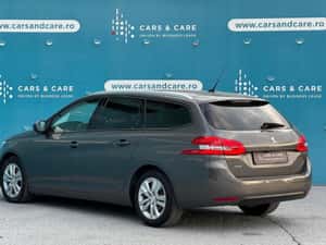 Peugeot 308 Automată 130 HP Benzină — miniatura 3