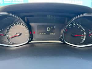 Peugeot 308 Automată 130 HP Benzină — miniatura 6