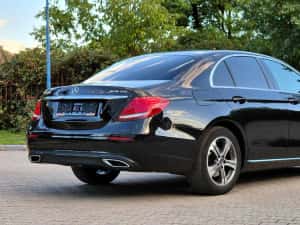 Mercedes-Benz E Class 220 Avantgarde 9-G Tronic Euro 6 — miniatura 3