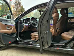 Mercedes-Benz E Class 220 Avantgarde 9-G Tronic Euro 6 — miniatura 7