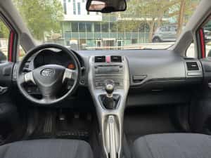 Toyota Auris 2009 — miniatura 6