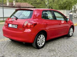 Toyota Auris 2009 — miniatura 10
