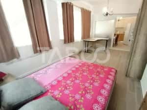Apartament 3 camere 80 mpu pretabil spatiu comercial zona Strand Sibiu — miniatura 4
