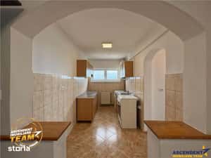 Rezidenta in compozitie apreciabila, deschidere panoramica — miniatura 5