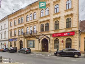Apartament cu 4 camere – Zona Centrală