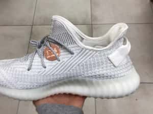 Adidas yeezy boost 350 v2,