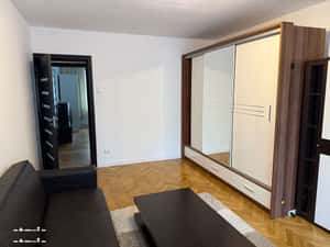 De închiriat – Apartament 2 camere, etaj 3/4, Tudor, str. Muncii — miniatura 3