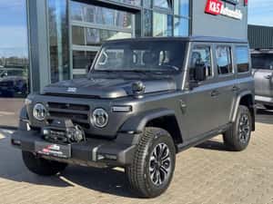 BAW 212 - SUV puternic cu tracțiune integrală