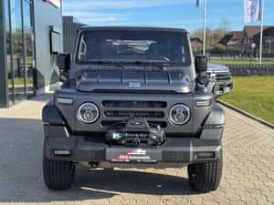 BAW 212 - SUV puternic cu tracțiune integrală — miniatura 3