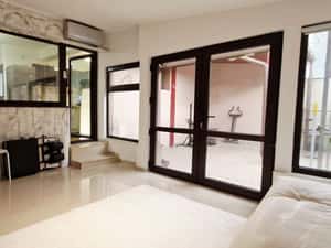 Apartament 3 camere | Curte proprie | 2 locuri parcare — miniatura 6