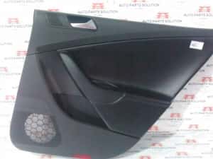 fata usa dreapta spate vw passat b6 an fabr.2010