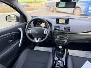 Renault Megane 3 Bose 1.5 dci,Bi Xenon,Line Assist,Panoramic, Istoric! — miniatura 7
