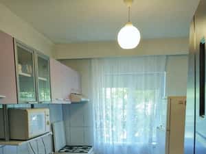 Tomis 3 - Apartament cu 3 camere, renovat, etaj 1 din 4