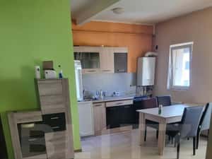 Apartament 3 camere, scara interioara, 2 balcoane, 64 mp, zona Porii — miniatura 4