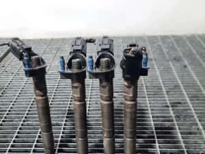 Injector Kia Sorento II 2.2 D 2009 - 2012 197CP D4HB (1585) Diesel Injectie Bosch 338002F000 Garantie — miniatura 3