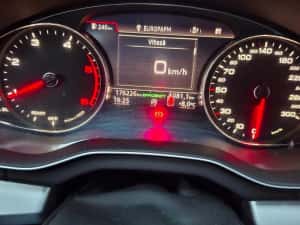AUDI Q5 Quattro manual 4x4 2018 Pret FIX — miniatura 8