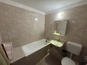 Apartament 2 camere renovat, lângă metrou Titan, mobilat și utilat