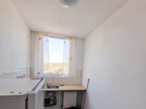 Garsonieră modernă, Corneliu Coposu – vis-a-vis de Orășelul Copiilor — miniatura 4