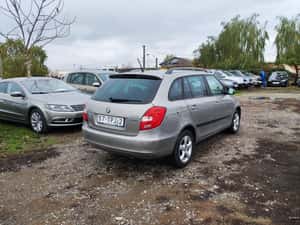 Skoda Fabia 2012, 2.650 EUR — miniatura 3