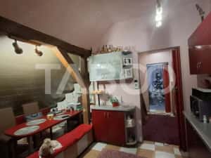 Apartament 3 camere de vanzare decomandat 98 mp zona Selimbar Sibiu — miniatura 2