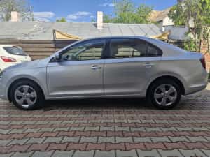 Skoda Rapid 1.0 TSI euro 6 — miniatura 4