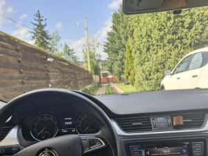 Skoda Rapid 1.0 TSI euro 6 — miniatura 5