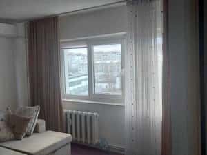 inchiriez apartament o camera — miniatura 2