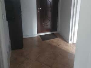 inchiriez apartament o camera — miniatura 3