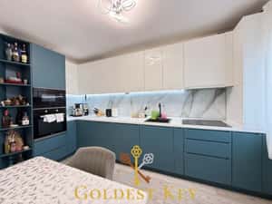 EXCLUSIVITATE-apartament 2 camere balcon si parcare exterioara extra — miniatura 1