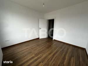 Apartament decomandat 2 camere balcon loc de parcare orientare sudica — miniatura 4