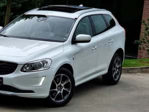 Volvo XC 60 Garantie 12 luni/Km reali/ Panoranic/ Piele/Automata/190 CP