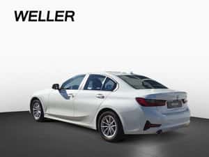 BMW 320, 2023, 31.339 EUR, second-hand, București — miniatura 3