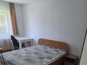 Inchiriez apartament 2 camere zona centrala Fagaras — miniatura 4