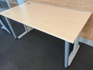 10 buc Birou Solid cu picioare metalice; Masa cu Blat 160x80 / 130x80 — miniatura 8