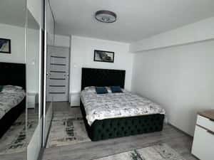Inchiriez apartament cu 2 camere decomandat