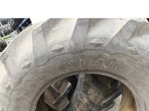 Anvelopa 14.9R26 Goodyear Agricola Second Hand de Tractiune — miniatura 6