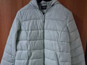 Geaca matlasata de la The Outerwear, cu gluga, pentru adolescente. — miniatura 1