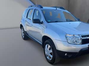 Dacia Duster 1.5 dci, 250.000 km, 2011 — miniatura 2
