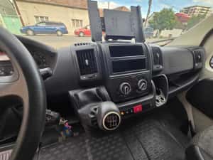 Ambulanța Peugeot Boxer 2,2 Diesel An 2016 / Echipată Complet - import Italia — miniatura 7