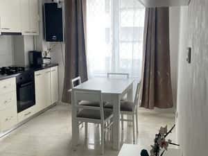 De închiriat apartament 44 mp, etaj 8/11, Royal Town — miniatura 2