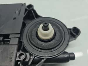 Motoras geam dreapta fata Volkswagen Passat B7 (365) [Fabr 2010-2014] — miniatura 8
