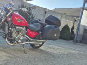 Honda VF750C MAGNA — miniatura 1