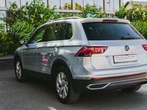 Volkswagen Tiguan Hibrid 2023 - 31.900 EUR — miniatura 5