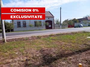 CASA BOIEREASCA pe colt in Nadlac, Independentei colt cu M. Eminescu — miniatura 1