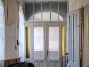 CASA BOIEREASCA pe colt in Nadlac, Independentei colt cu M. Eminescu — miniatura 9