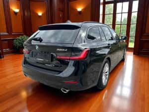 Vând BMW seria 3  X Drive 320  break automat an 2022 — miniatura 3